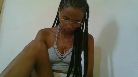 juliexexy online show from 8, 2, 2025