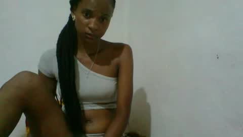 juliexexy online show from 13, 2, 2025