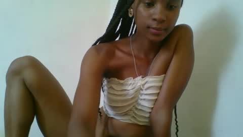 juliexexy online show from 14, 2, 2025