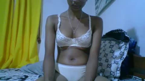 juliexexy online show from 25, 2, 2025