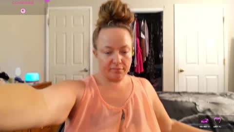 Juli Monroe online show from 23, 9, 2025