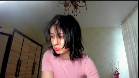 Snapshot of julissweet chatting on 6, 1, 2025 Asmodeus online show from 6, 1, 2025