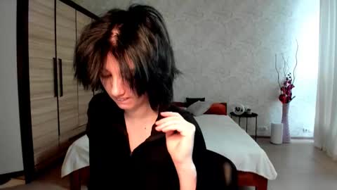 Snapshot of julissweet chatting on 19, 1, 2025 Asmodeus online show from 19, 1, 2025