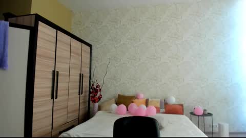 Snapshot of julissweet chatting on 8, 3, 2025 Asmodeus online show from 8, 3, 2025