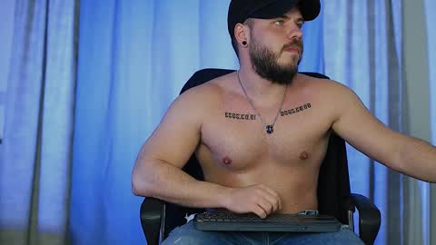 JULiUS   online show from 3, 1, 2025