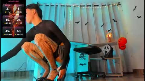 jullian online show from 28, 10, 2025