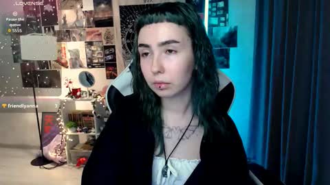 Baroness Von Cringe online show from 10, 10, 2025