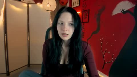 Juls online show from 3, 10, 2025