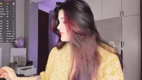 Julie online show from 3, 2, 2026