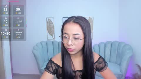 July Adams online show from 19, 12, 2025