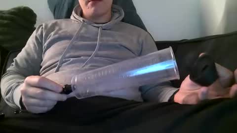 Snapshot of julzzy21 chatting on 23, 11, 2025 julzzy21 online show from 23, 11, 2025