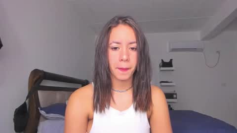 Snapshot of jump_rabbit_ chatting on 23, 10, 2025 jessica online show from 23, 10, 2025