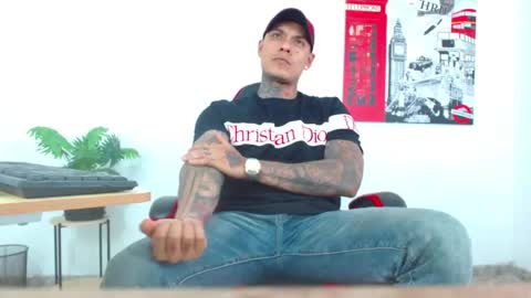 Snapshot of juniior_333 chatting on 25, 11, 2025 juniior_333 online show from 25, 11, 2025