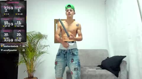 Snapshot of juniormorris_ chatting on 19, 11, 2025 Junior online show from 19, 11, 2025