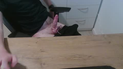 junk2711 online show from 3, 2, 2025