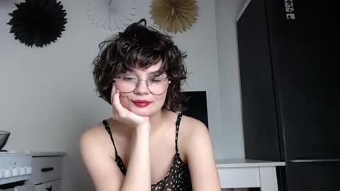 Snapshot of junnewers chatting on 21, 10, 2025 JunneWers online show from 21, 10, 2025