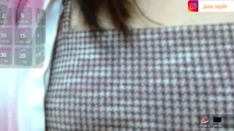 Snapshot of juno_tay chatting on 28, 10, 2025 JUNO online show from 28, 10, 2025