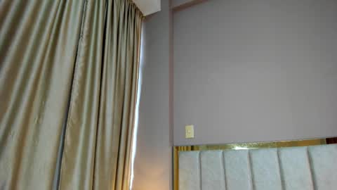 Jupiter Fox online show from 30, 11, 2025