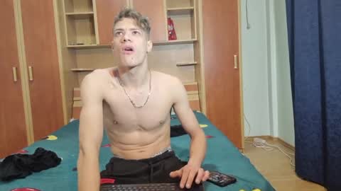 Snapshot of just_alexx12 chatting on 19, 12, 2024 just_alexx12 online show from 19, 12, 2024