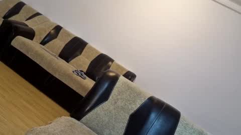 Snapshot of just_alexx12 chatting on 8, 1, 2025 just_alexx12 online show from 8, 1, 2025