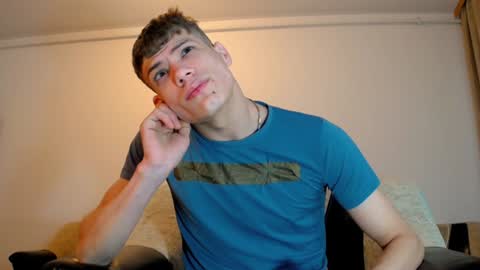 Snapshot of just_alexx12 chatting on 1, 2, 2025 just_alexx12 online show from 1, 2, 2025