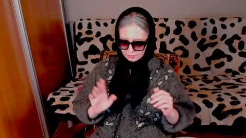 Snapshot of just_fucked chatting on 11, 2, 2025 Nika and Mark online show from 11, 2, 2025