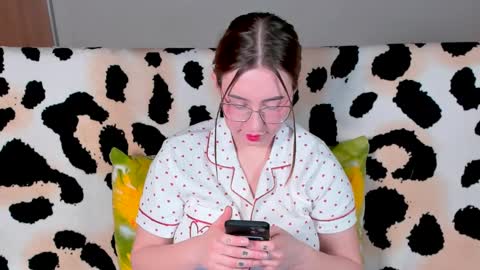 Snapshot of just_fucked chatting on 14, 2, 2025 Nika and Mark online show from 14, 2, 2025