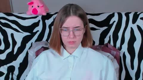 Snapshot of just_fucked chatting on 5, 3, 2025 Nika and Mark online show from 5, 3, 2025