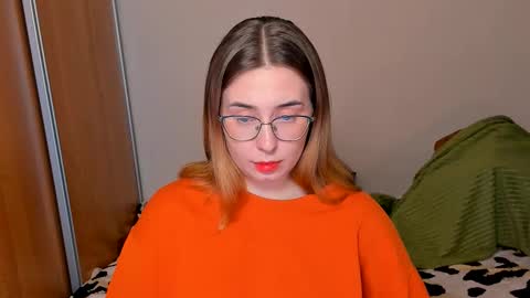 Snapshot of just_fucked chatting on 17, 9, 2025 Nika and Mark online show from 17, 9, 2025