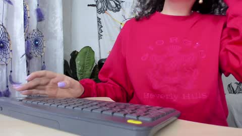 Snapshot of just_katiex chatting on 6, 2, 2025 Sofia online show from 6, 2, 2025