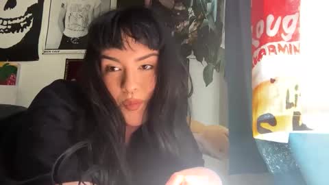 Snapshot of justalittlewetnow chatting on 8, 12, 2024 justalittlewetnow online show from 8, 12, 2024