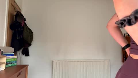 Snapshot of justbecauseiloveit chatting on 30, 3, 2026 Billie B William online show from 30, 3, 2026