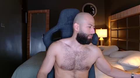 Snapshot of justin_hton chatting on 29, 10, 2025 Justin online show from 29, 10, 2025