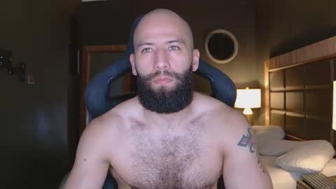 Snapshot of justin_hton chatting on 24, 11, 2025 Justin online show from 24, 11, 2025