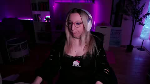 Kerry online show from 11, 2, 2025