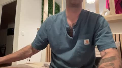 Snapshot of justmeandyou00 chatting on 15, 2, 2025 justmeandyou00 online show from 15, 2, 2025