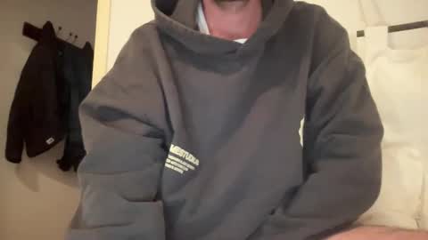 Snapshot of justmeandyou00 chatting on 3, 11, 2025 justmeandyou00 online show from 3, 11, 2025