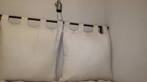 Snapshot of justmeandyou00 chatting on 26, 11, 2025 justmeandyou00 online show from 26, 11, 2025