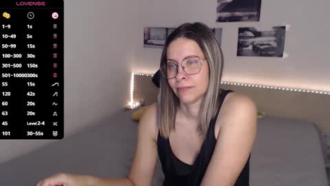 Julie online show from 25, 11, 2025