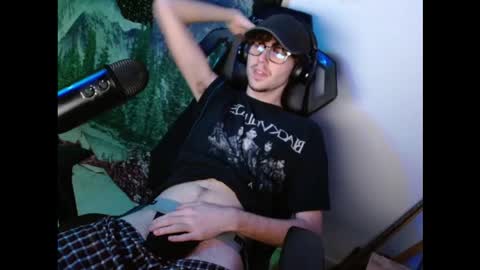 Snapshot of juststonie chatting on 19, 11, 2025 juststonie online show from 19, 11, 2025