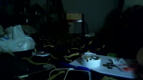 justwannanuttw online show from 8, 4, 2026