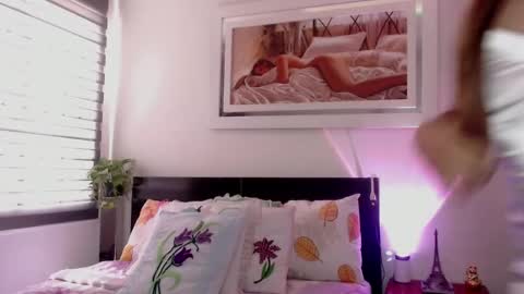 Snapshot of k_i_m_o_r_a_h chatting on 24, 10, 2025 KIM online show from 24, 10, 2025