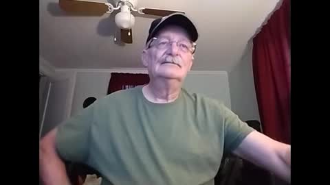 Snapshot of kabriggs137 chatting on 28, 2, 2025 kabriggs137 online show from 28, 2, 2025