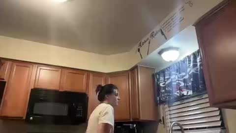 Snapshot of kaceelynn chatting on 12, 10, 2025 Kac online show from 12, 10, 2025