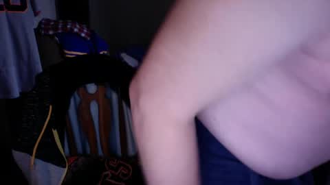 kachen2003 online show from 30, 12, 2024