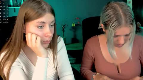 kaela_spell_ online show from 26, 9, 2025