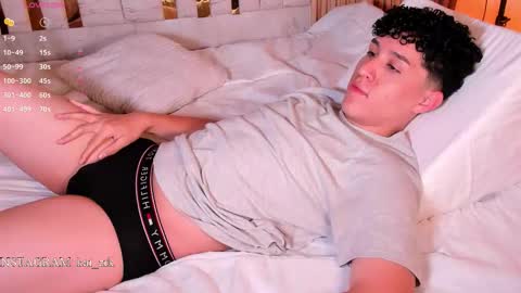 Snapshot of kai_zarek chatting on 25, 10, 2025 Kai online show from 25, 10, 2025