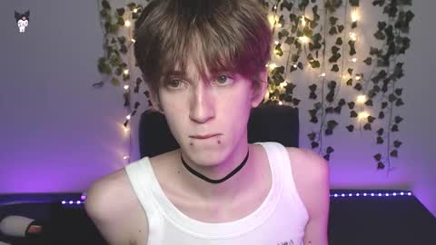 Snapshot of kaislutx chatting on 2, 11, 2025 slutkai online show from 2, 11, 2025