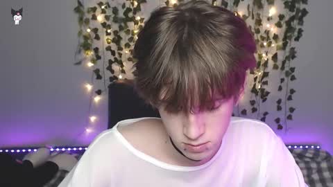 Snapshot of kaislutx chatting on 12, 11, 2025 slutkai online show from 12, 11, 2025