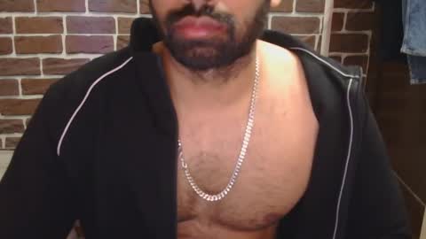 Vicky online show from 25, 12, 2024